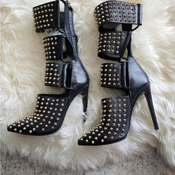 Gorgeous started boots - Picture 2 of 6